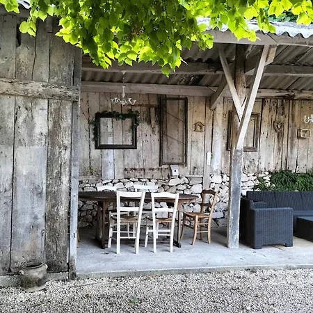 Bed and breakfast D'hotes - Mas Cinq Sols Courbiac