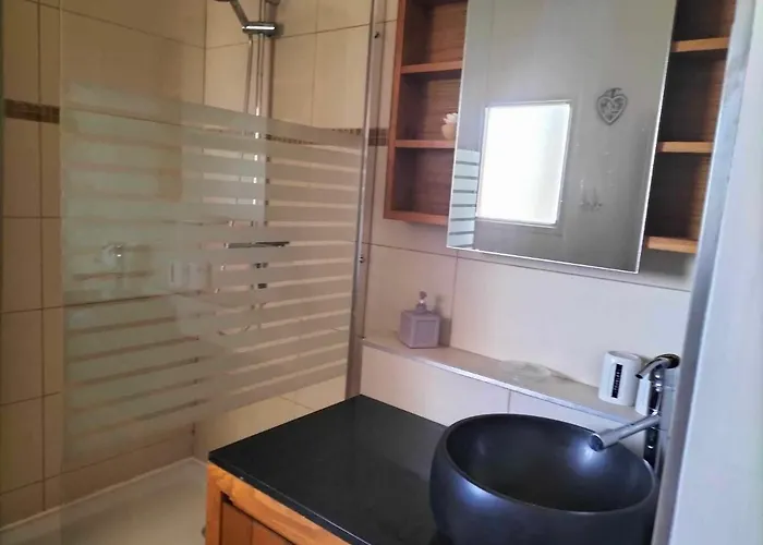 D'hotes - Mas Cinq Sols Bed & Breakfast