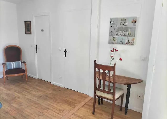 D'hotes - Mas Cinq Sols 3*