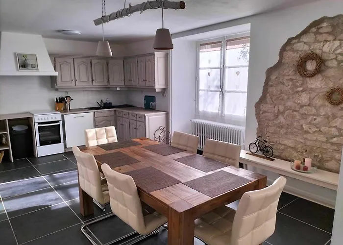 D'hotes - Mas Cinq Sols Bed & Breakfast