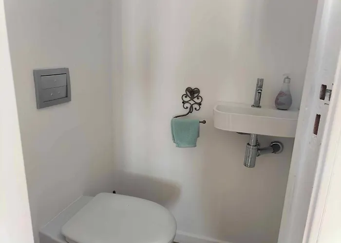 D'hotes - Mas Cinq Sols Bed & Breakfast