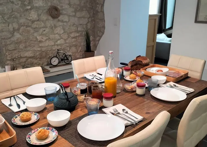 D'hotes - Mas Cinq Sols Bed & Breakfast Courbiac