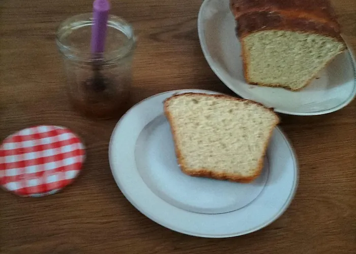 D'hotes - Mas Cinq Sols Bed & Breakfast 3*