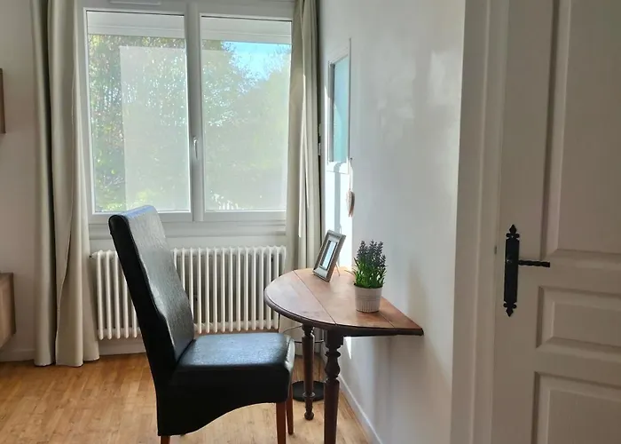 D'hotes - Mas Cinq Sols Bed & Breakfast