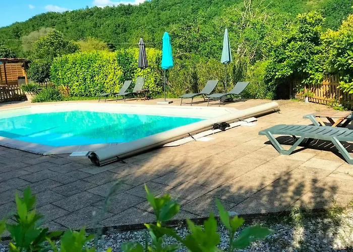 D'hotes - Mas Cinq Sols Bed & Breakfast Courbiac